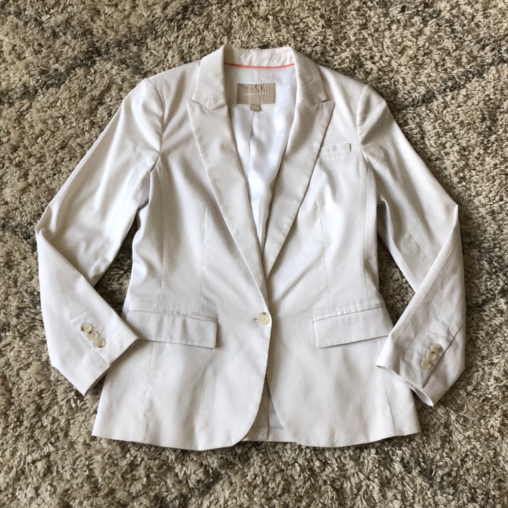 Banana Republic White Blazer!